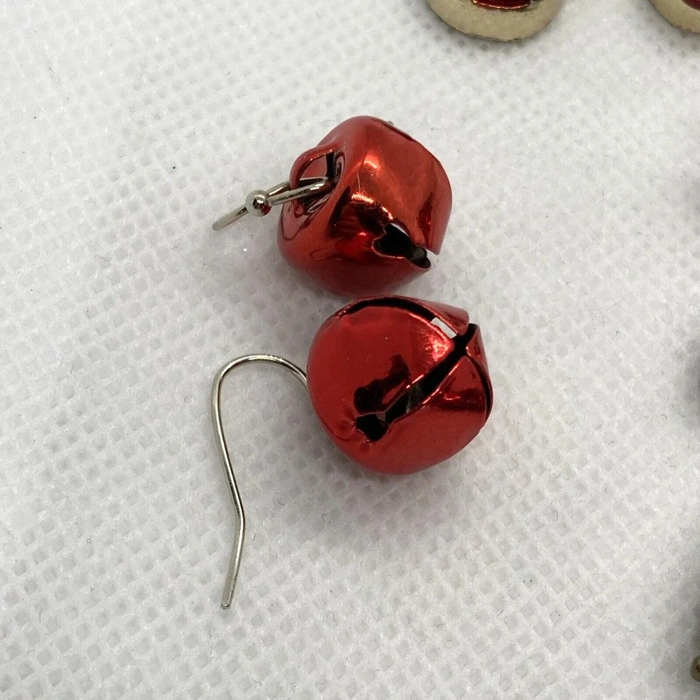 Vintage‎ - Now Lot 9 Pairs Pierced Christmas Earrings Bell Santa Snowflake Tree
